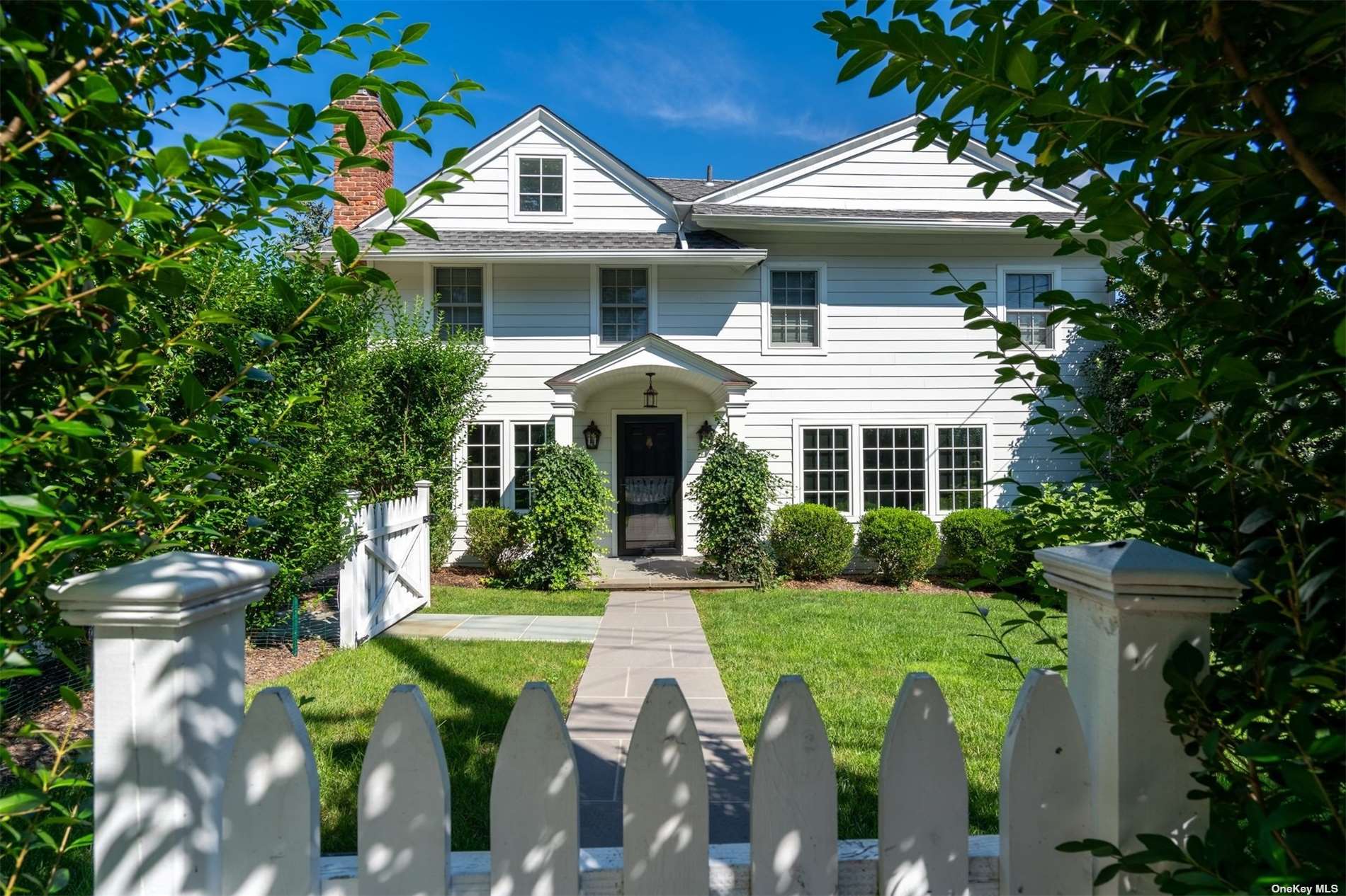 #1 photo, 21 Locust Place, 长岛 Locust Valley , NY 11560