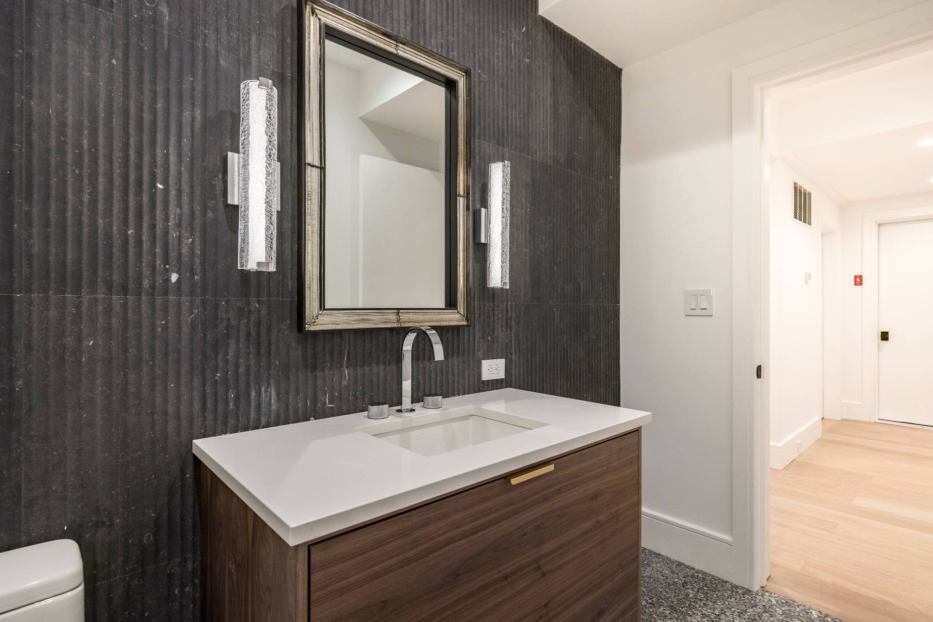 #31 photo, 35 Sunset Drive, サフォーク郡 Sag Harbor , NY 11963