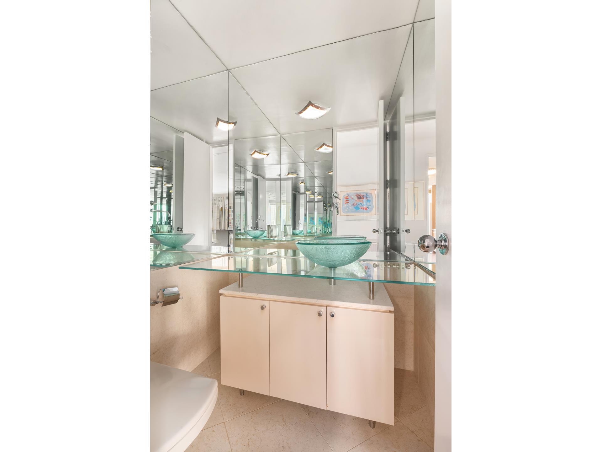 #14 photo, 641 5TH Avenue, マンハッタン Midtown East , NY 10022