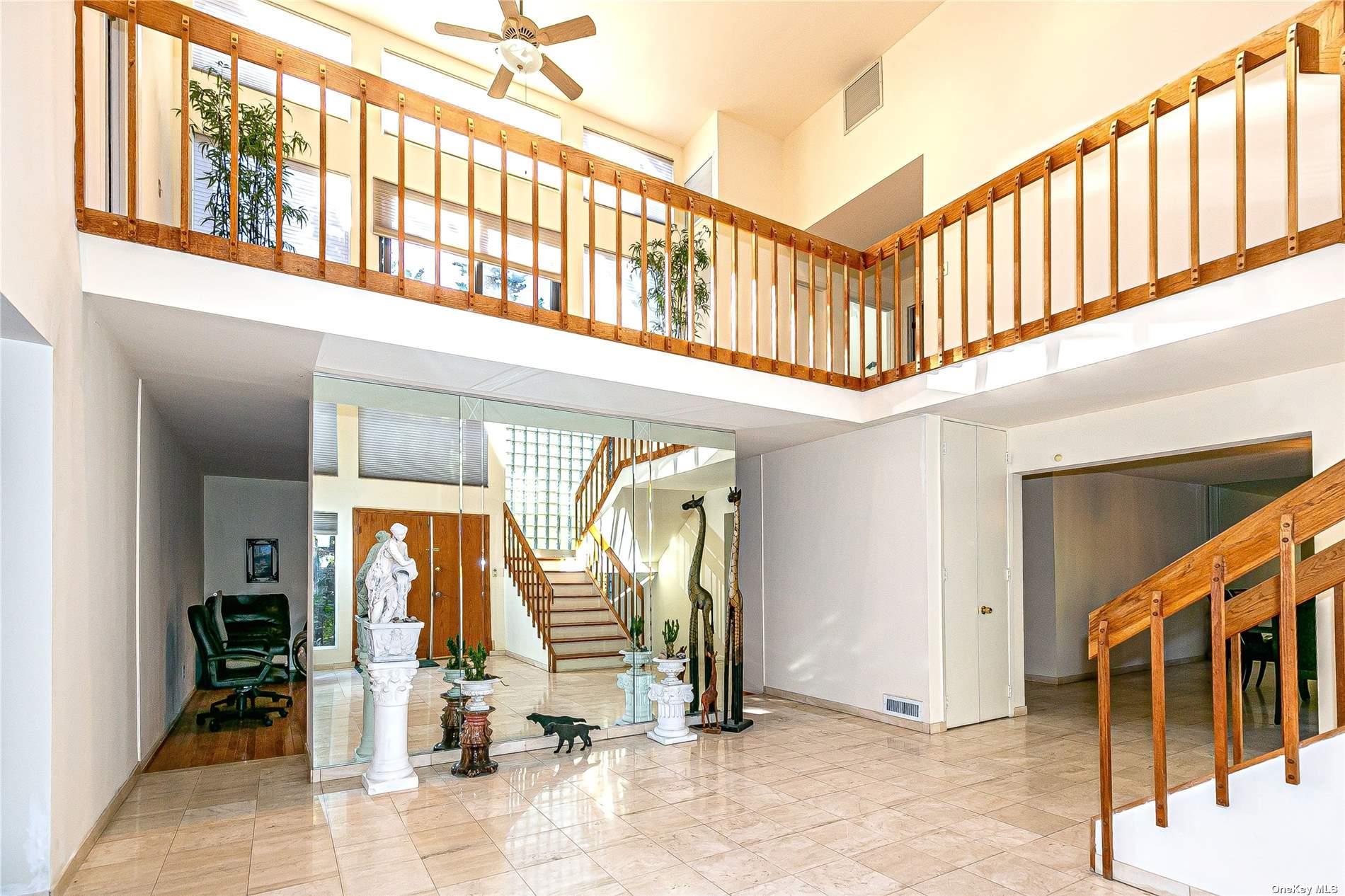 #1 photo, 61 Vineyard, Huntington , NY 11743