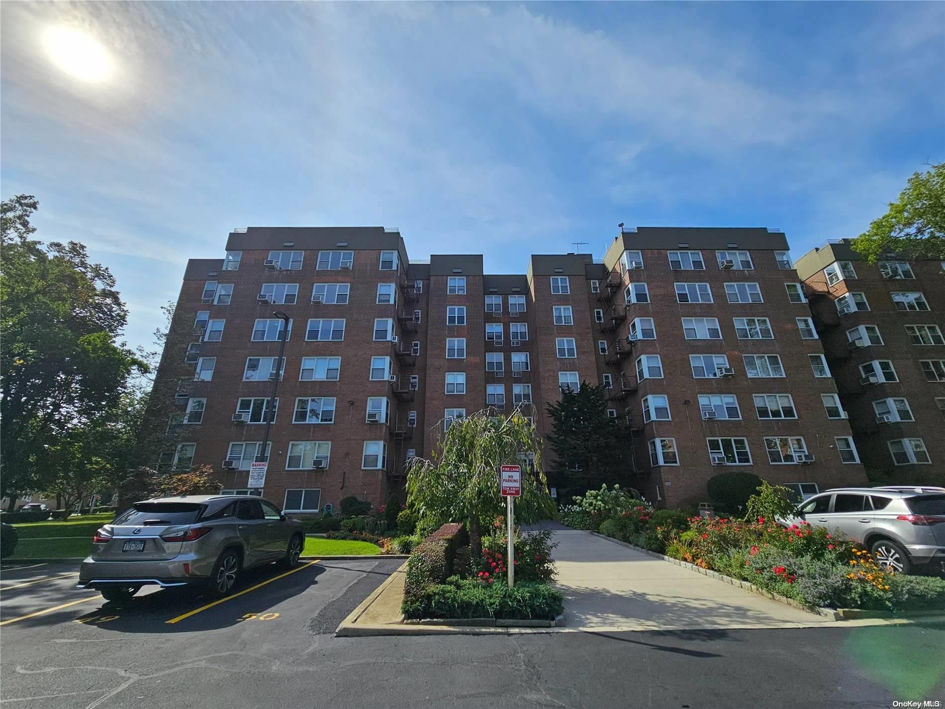 #20 photo, 18-70 211 Street, Bayside , NY 11360