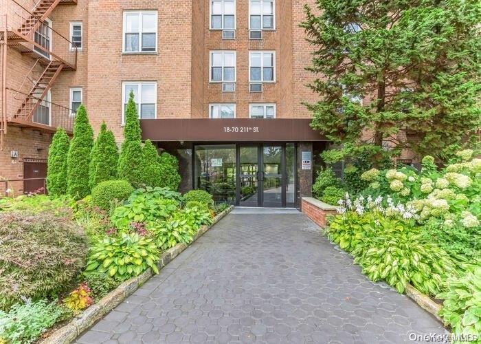 #3 photo, 18-70 211 Street, Bayside , NY 11360