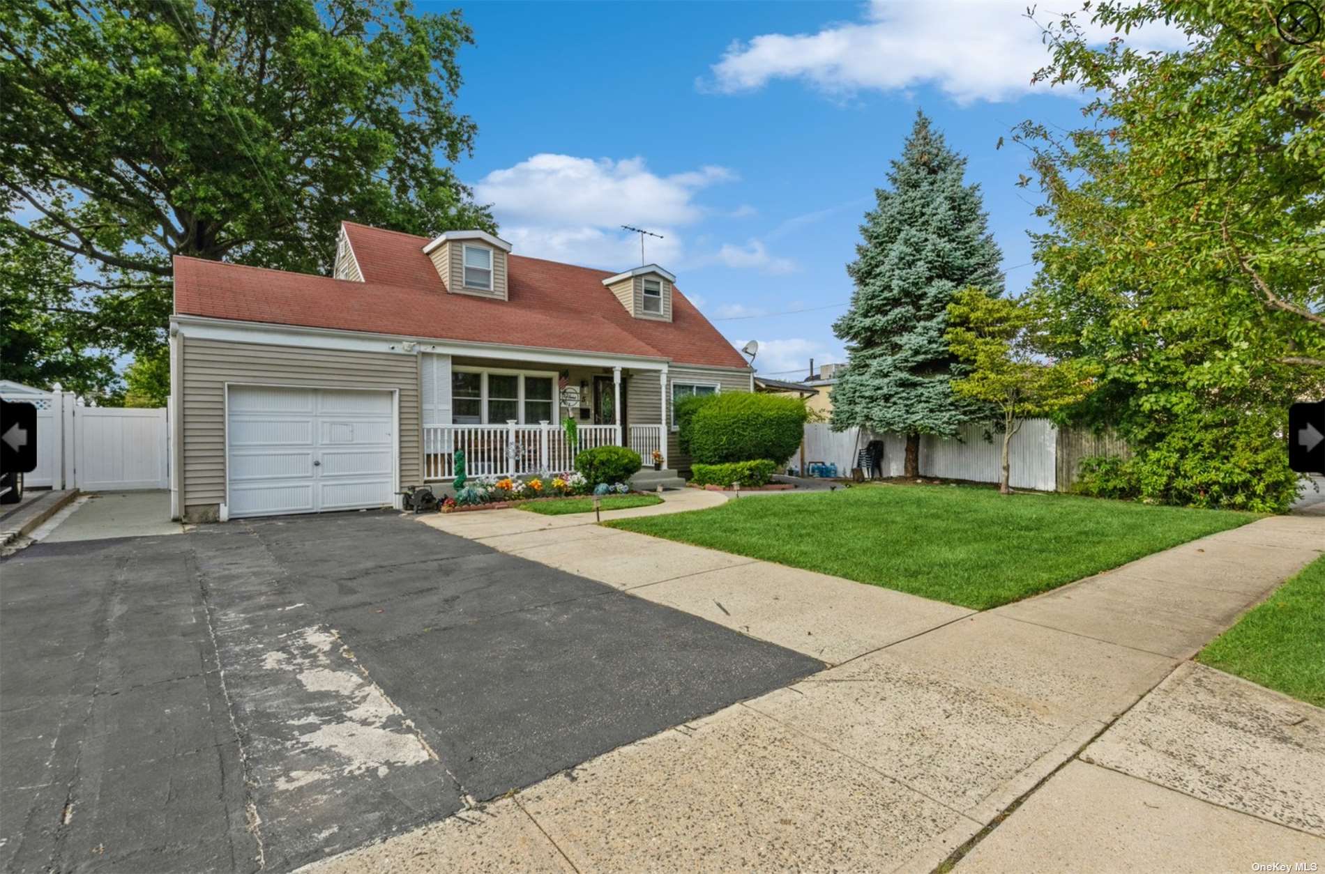 #1 photo, 5 Crestwood Boulevard, 长岛 Farmingdale , NY 11735