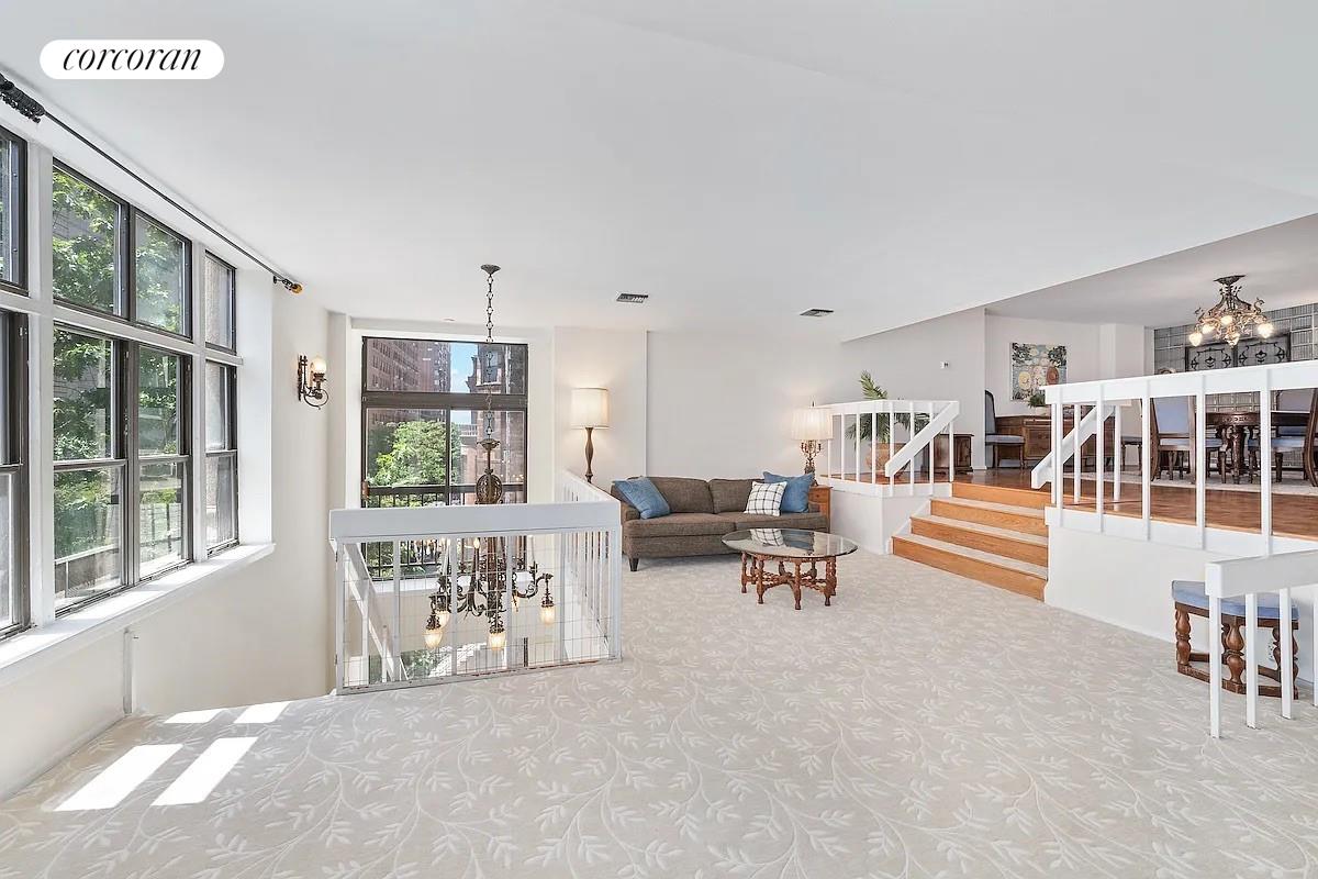 #1 photo, 253 W 73RD Street, 曼哈顿 上西城 UWS , NY 10023