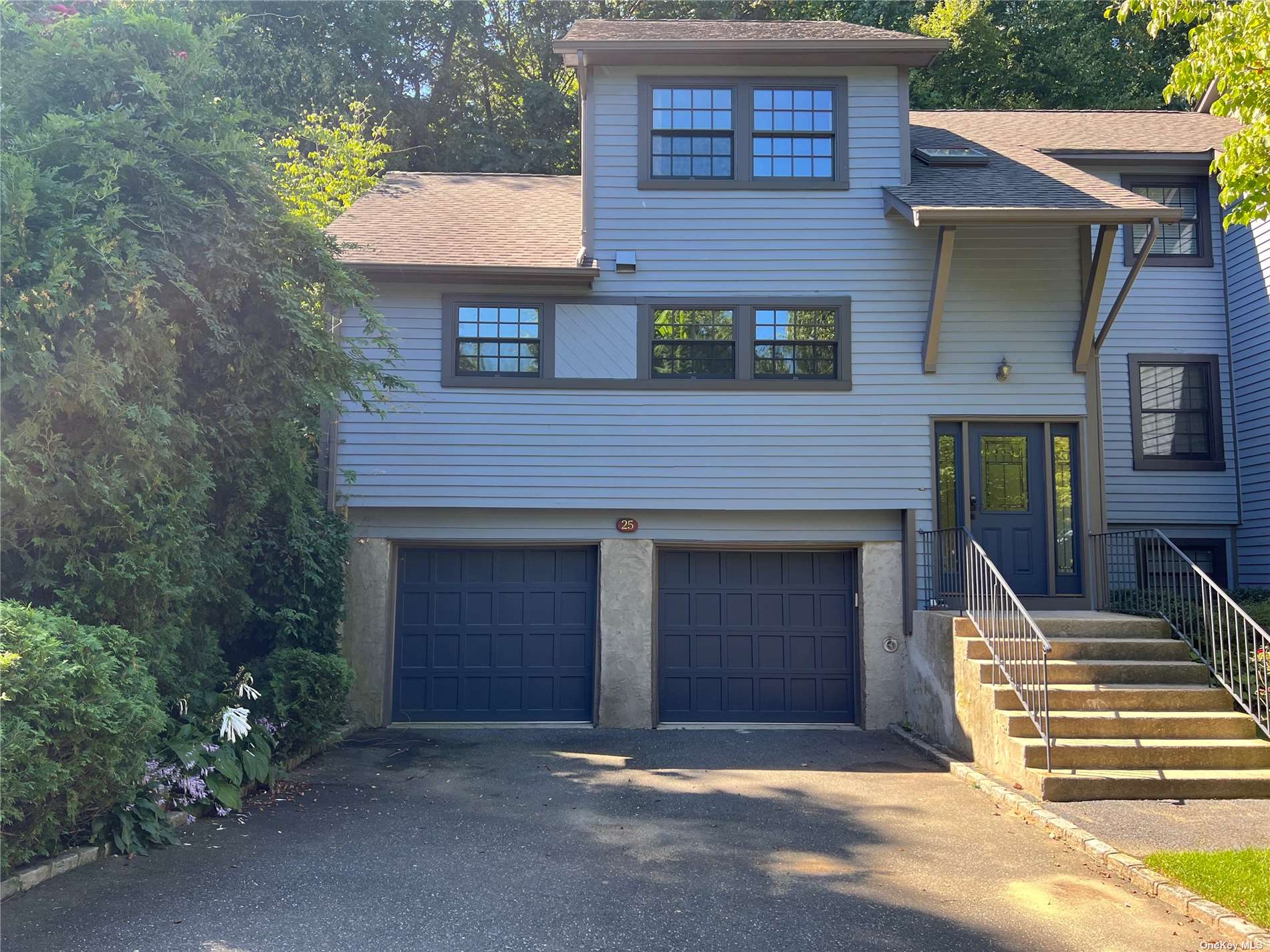 #1 photo, 25 Derby Court, 长岛 Oyster Bay , NY 11771