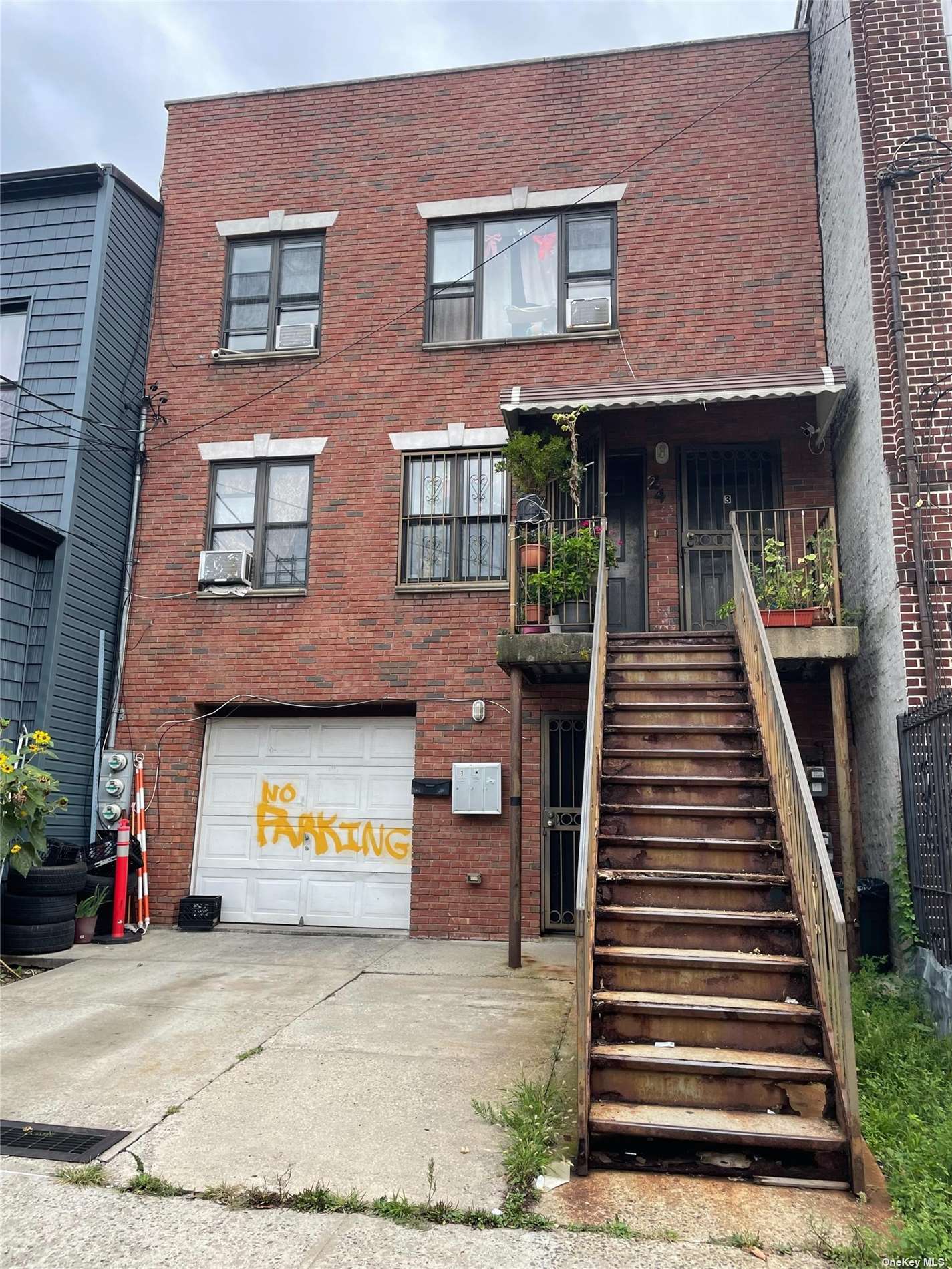 #1 photo, 249 Cleveland Street, 布鲁克林 Brooklyn , NY 11208