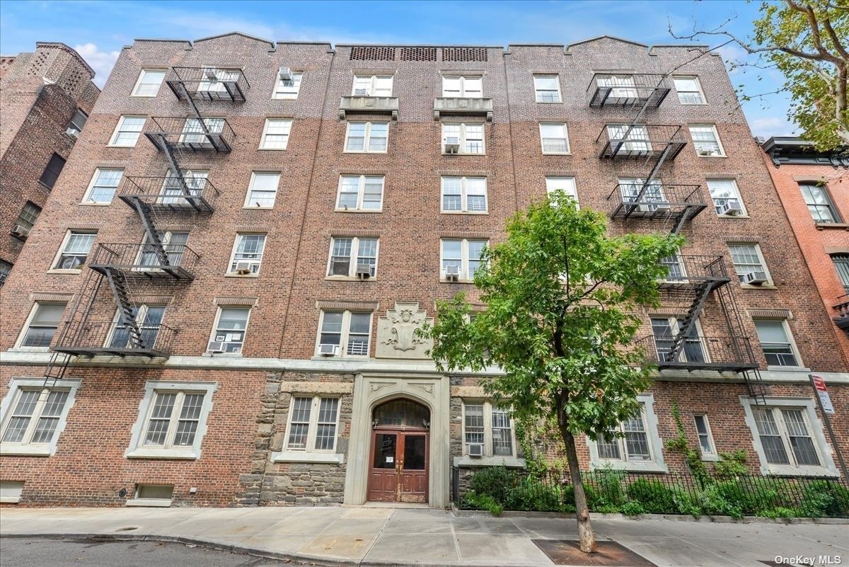 #1 photo, 19 Grace Court, 布鲁克林 Brooklyn , NY 11201