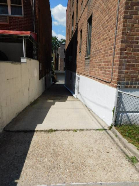 #18 photo, 3231 Barker Ave, #LD, ブロンクス区 East Bronx , NY 10467
