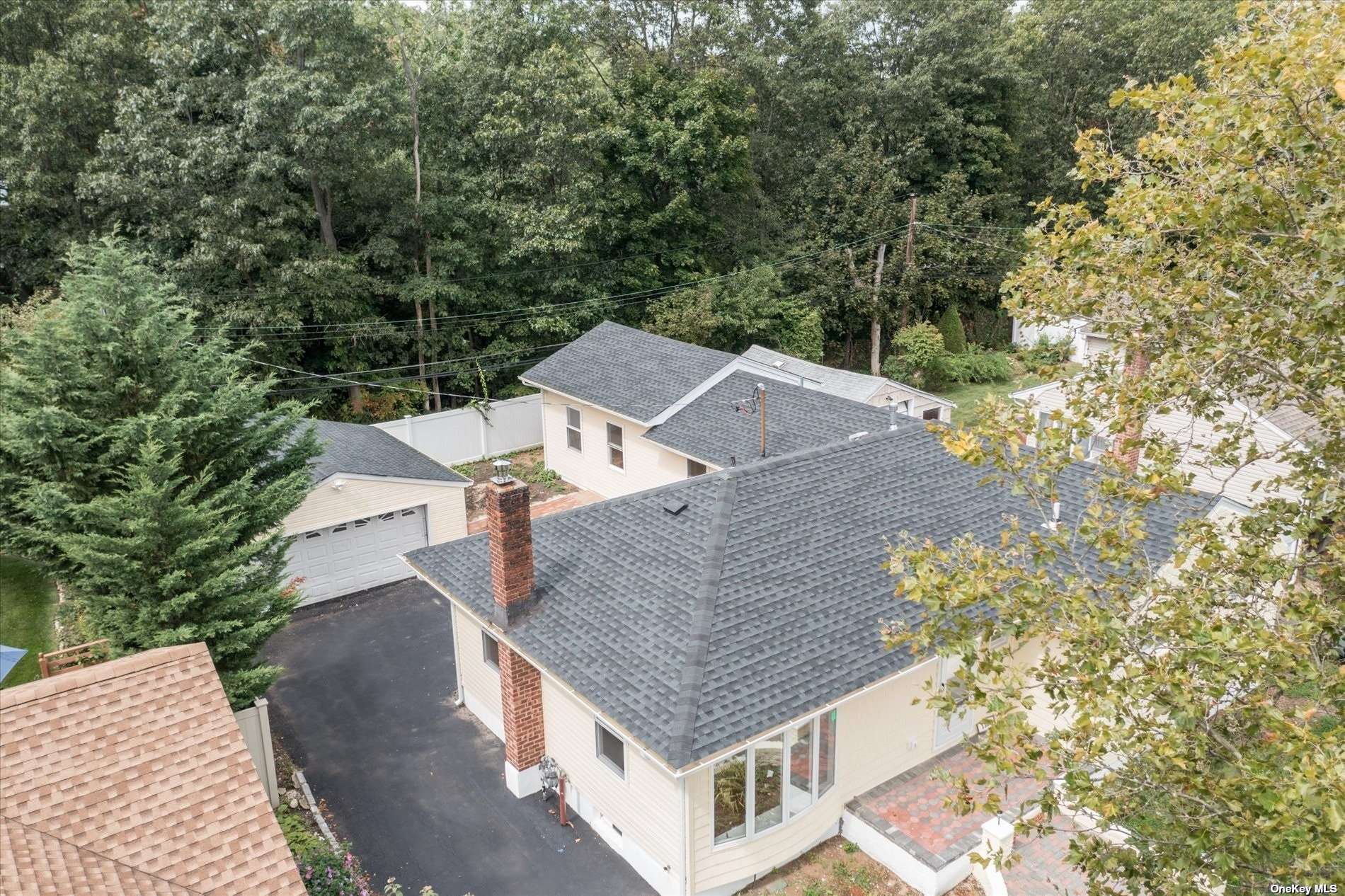 #1 photo, 1389 Apple Lane, 长岛 East Meadow , NY 11554