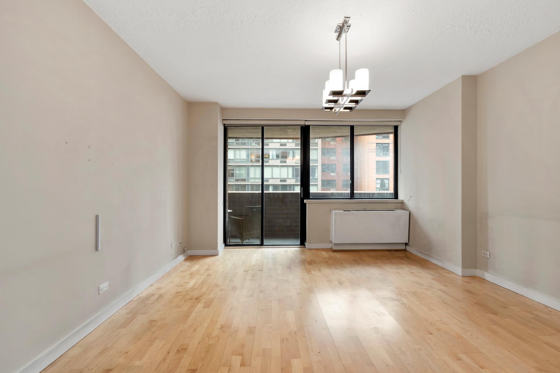 #1 photo, 233 E 86TH Street, 曼哈顿 上东城 Yorkville , NY 10028