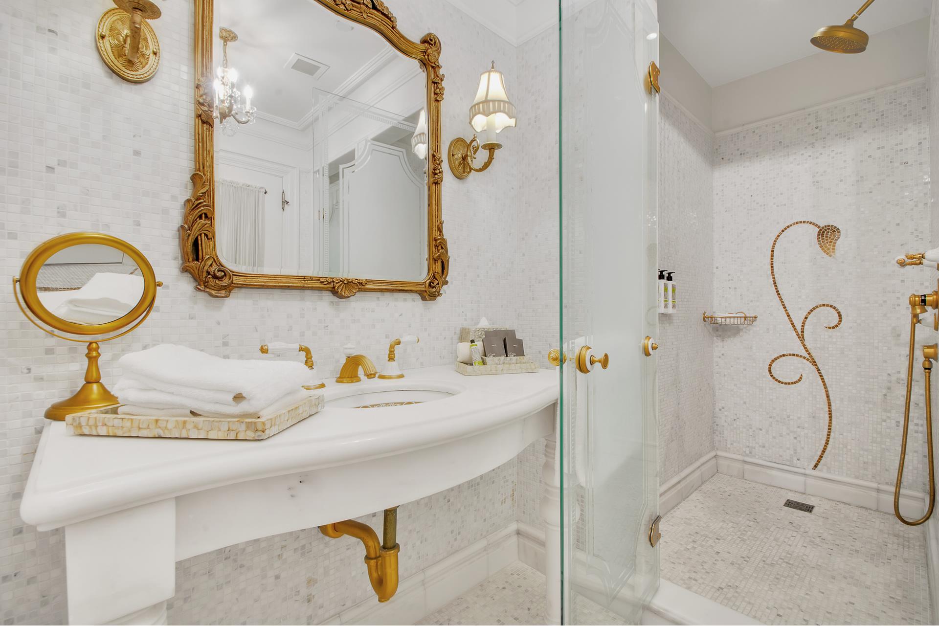 #15 photo, 1 CENTRAL Park S, マンハッタン Central Park South , NY 10019