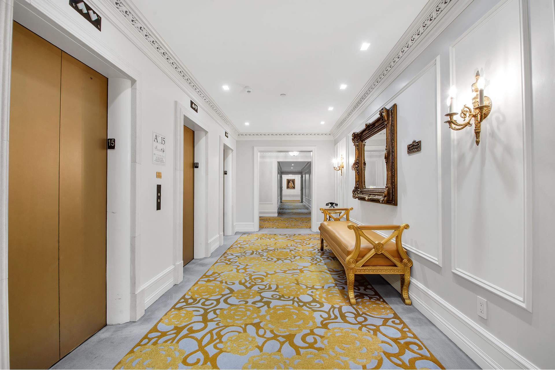 #20 photo, 1 CENTRAL Park S, マンハッタン Central Park South , NY 10019