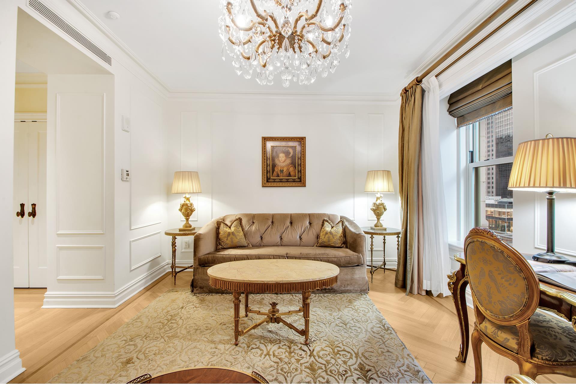 #4 photo, 1 CENTRAL Park S, マンハッタン Central Park South , NY 10019