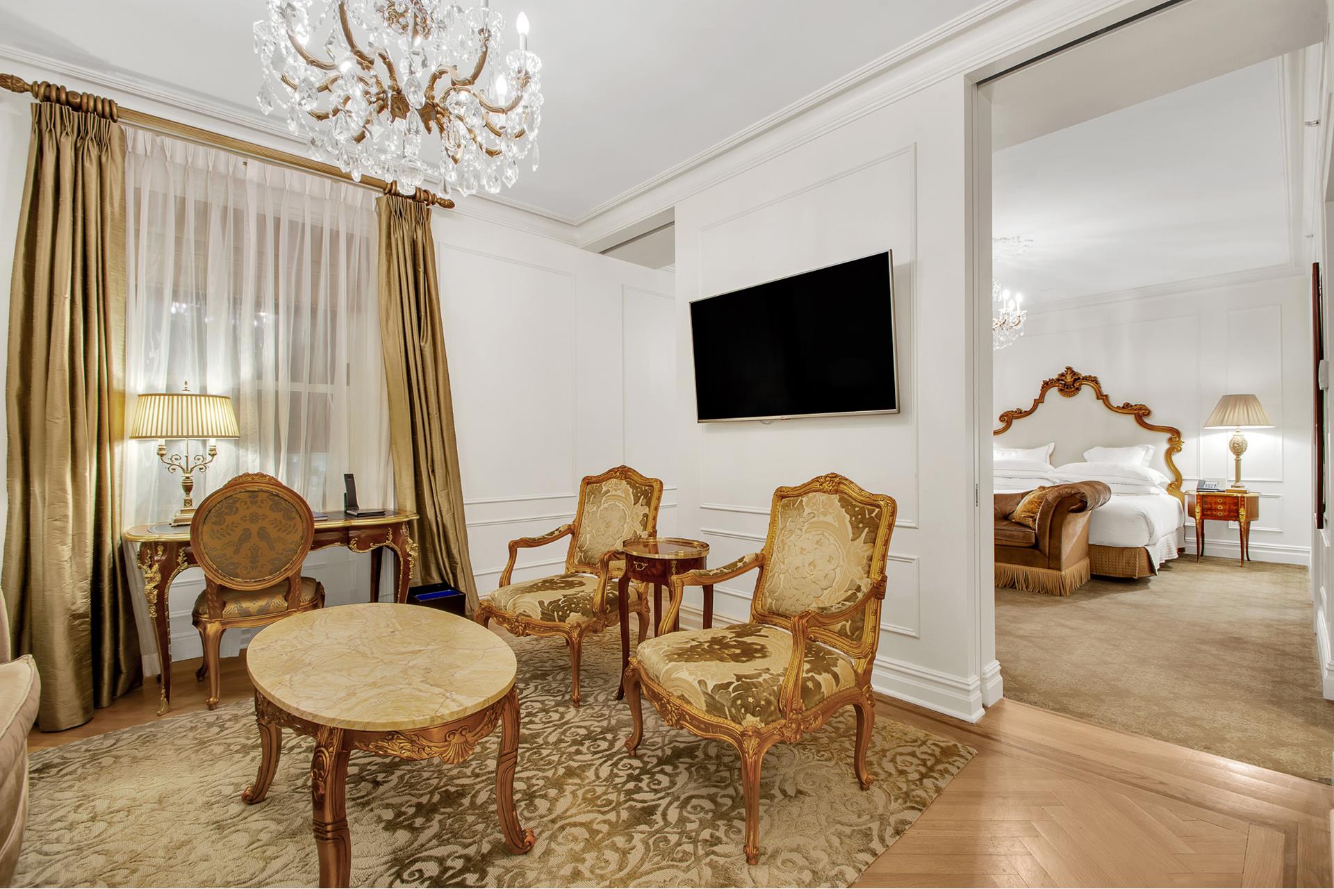 #3 photo, 1 CENTRAL Park S, マンハッタン Central Park South , NY 10019