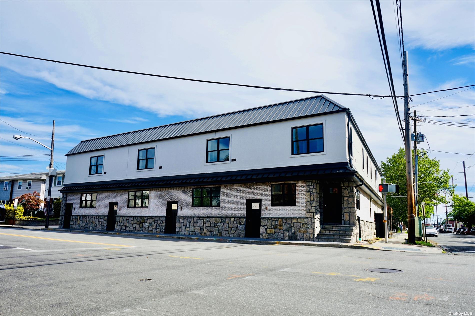 #1 photo, 78 Roslyn Road, 长岛 Mineola , NY 11501