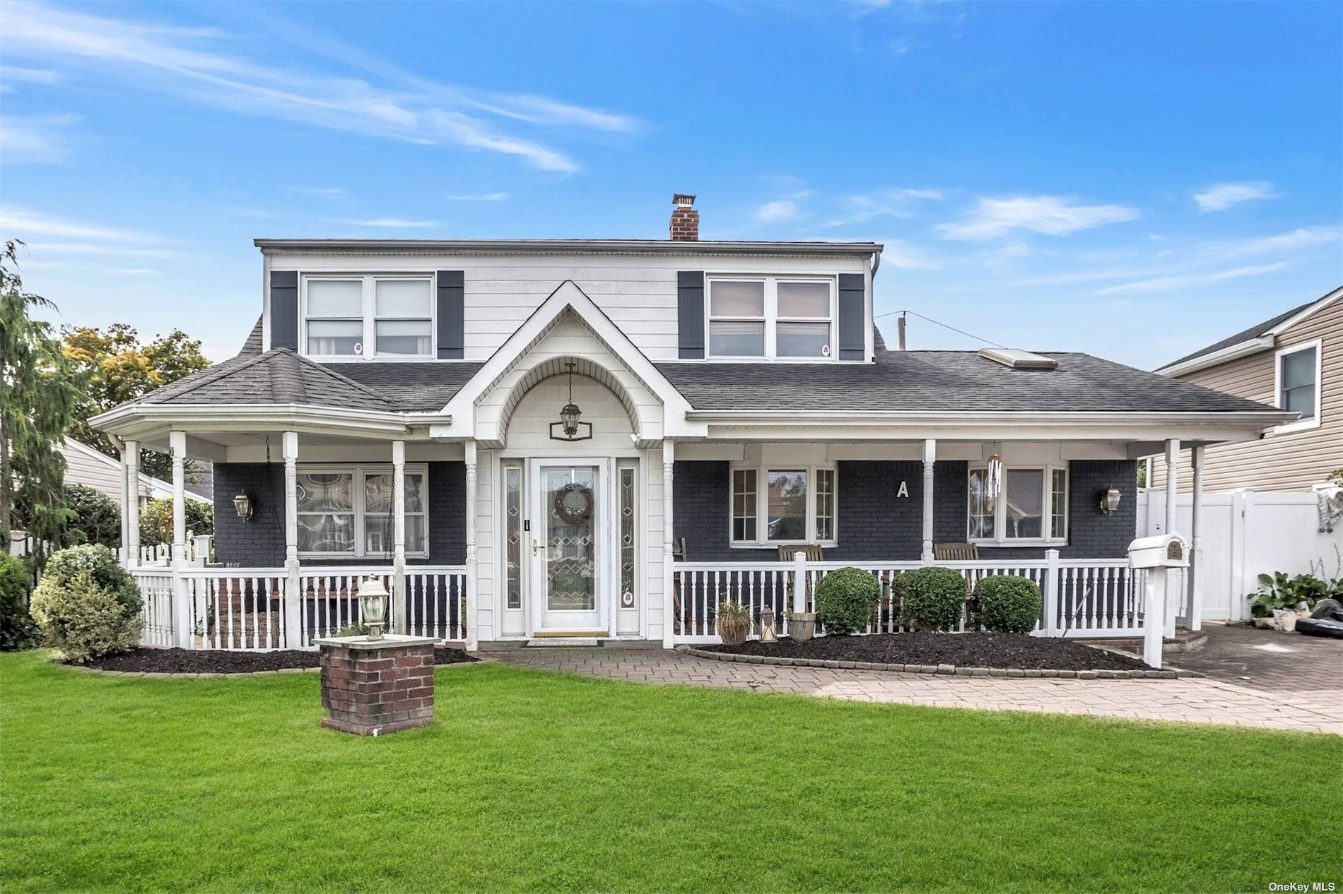 #1 photo, 36 Cooper Lane, ナッソー郡 Levittown , NY 11756