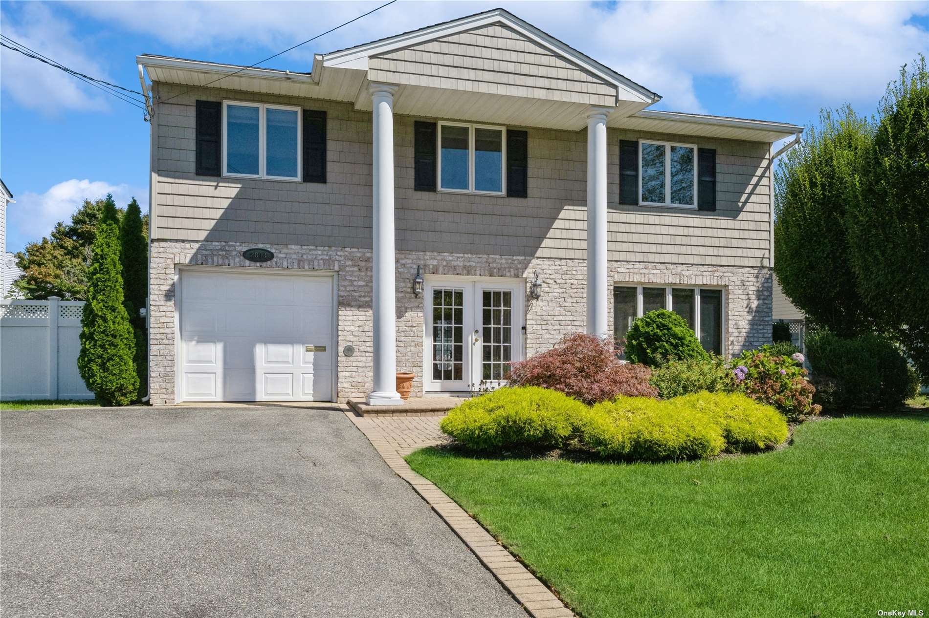 #1 photo, 2893 Len Drive, 长岛 Bellmore , NY 11710