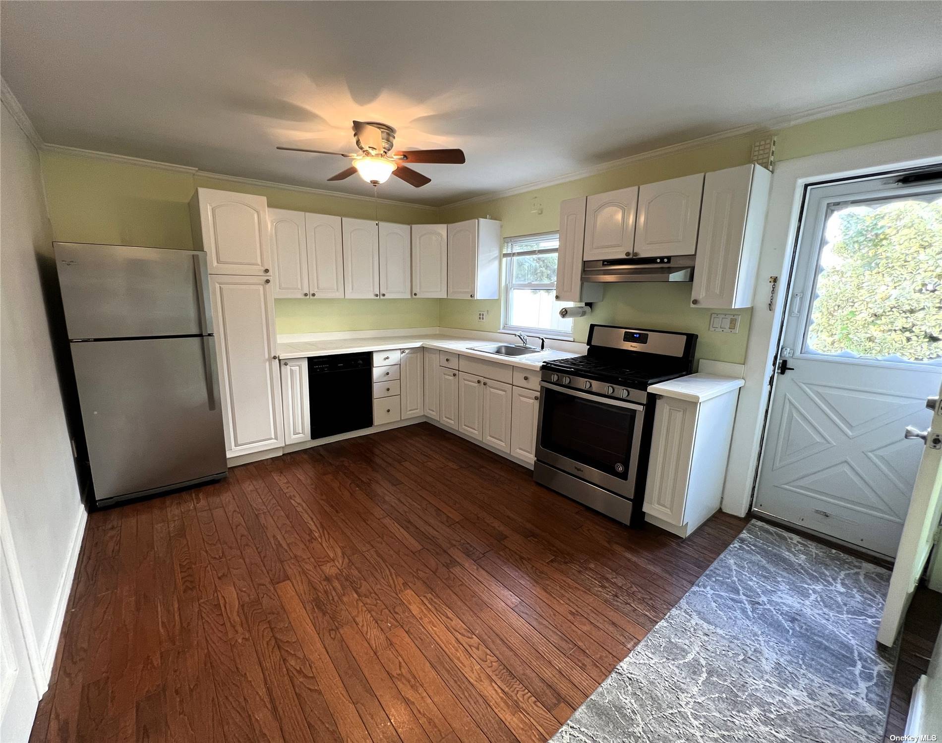 #1 photo, 520 E Chester Street, 长岛 长滩 Long Beach , NY 11561