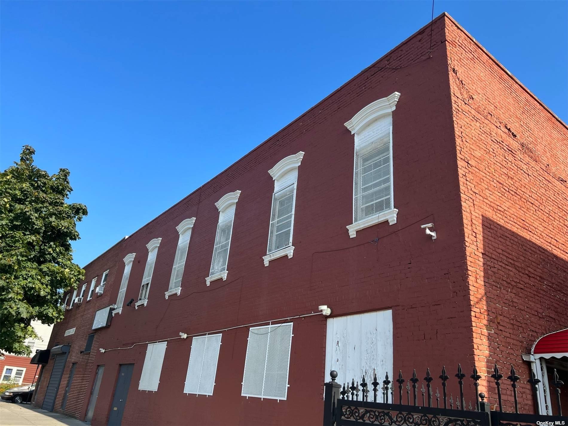 #1 photo, 90-14 95th Avenue, 皇后区 奥松公园 Ozone Park , NY 11416