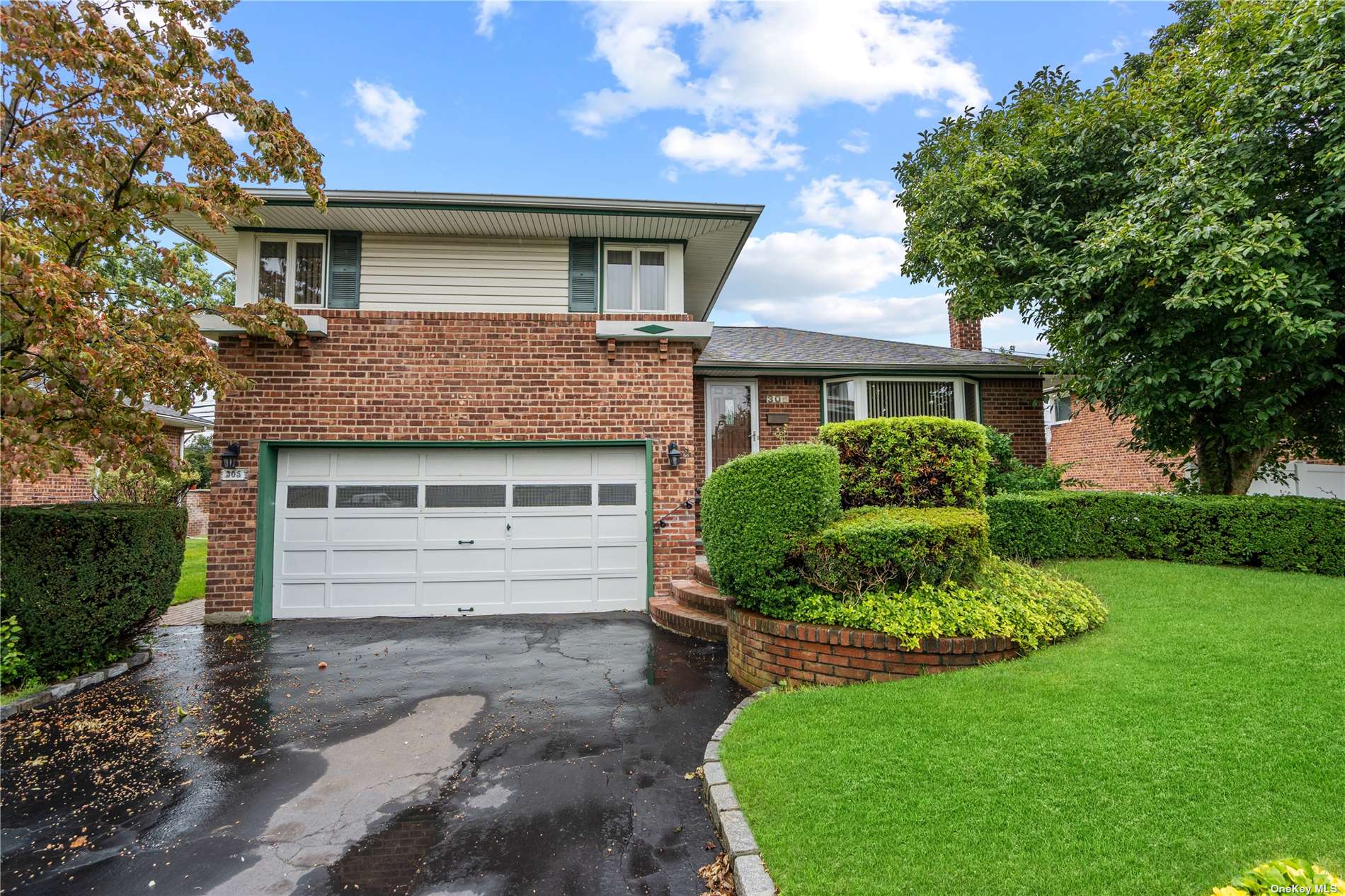 #1 photo, 305 Southwood Circle, 长岛 塞奥瑟 Syosset , NY 11791