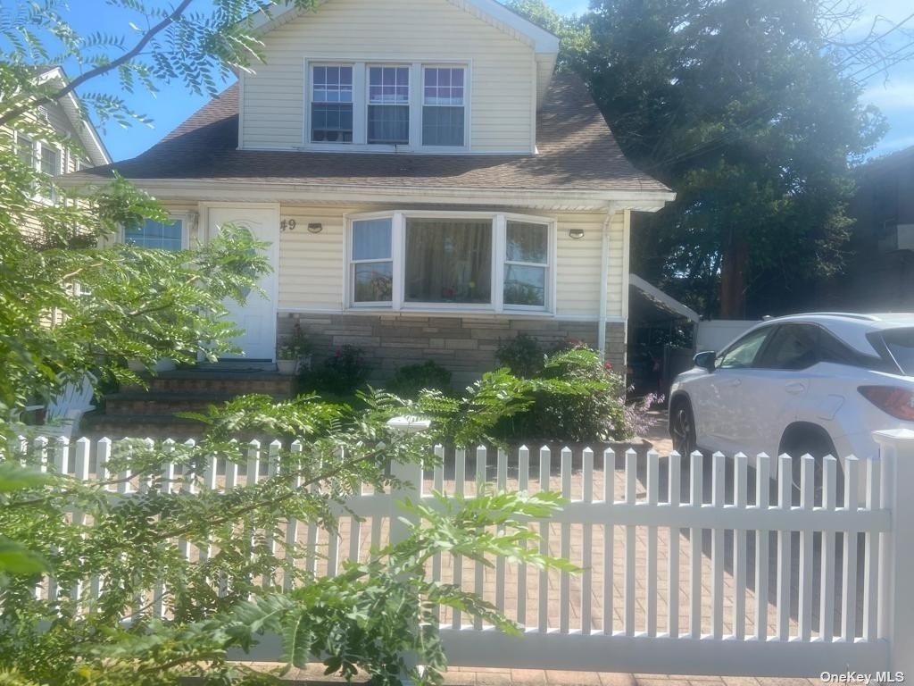 #1 photo, 49 Manor Road, 长岛 Valley Stream , NY 11580