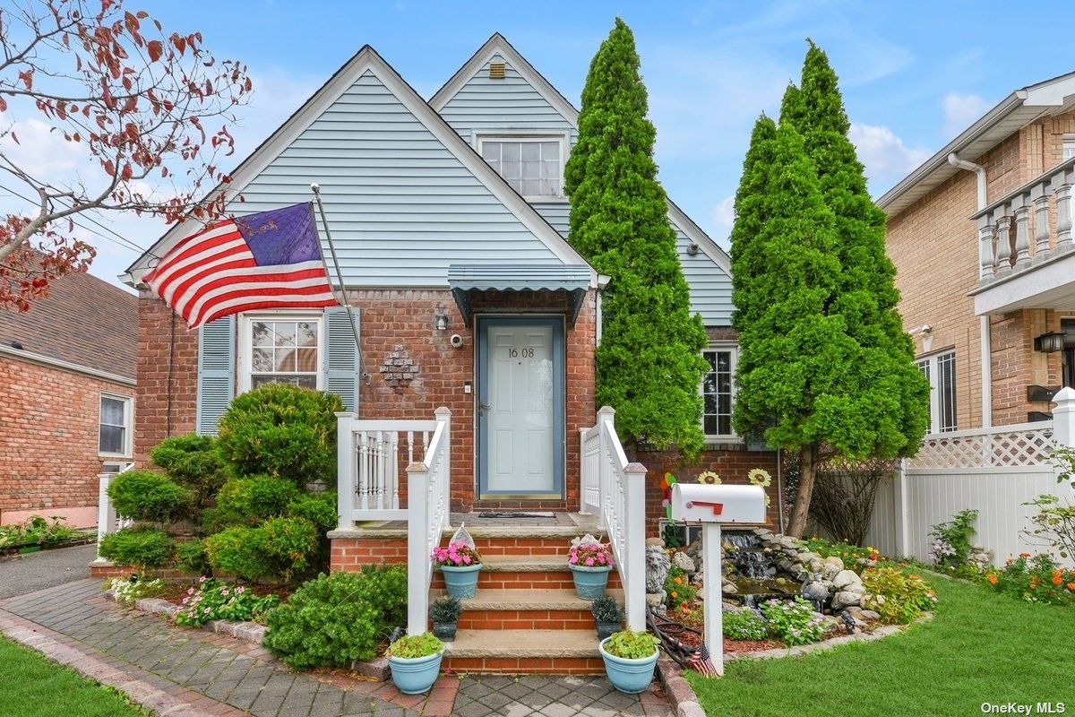 #1 photo, 16-08 150th Street, 皇后區 白石鎮 Whitestone , NY 11357