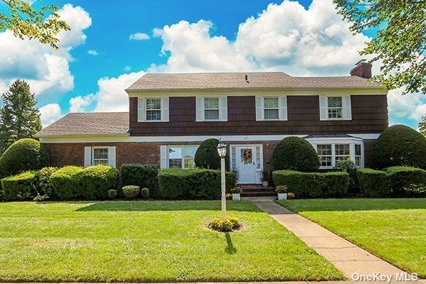 #1 photo, 30 Merillon Avenue, 长岛 花园城 Garden City , NY 11530