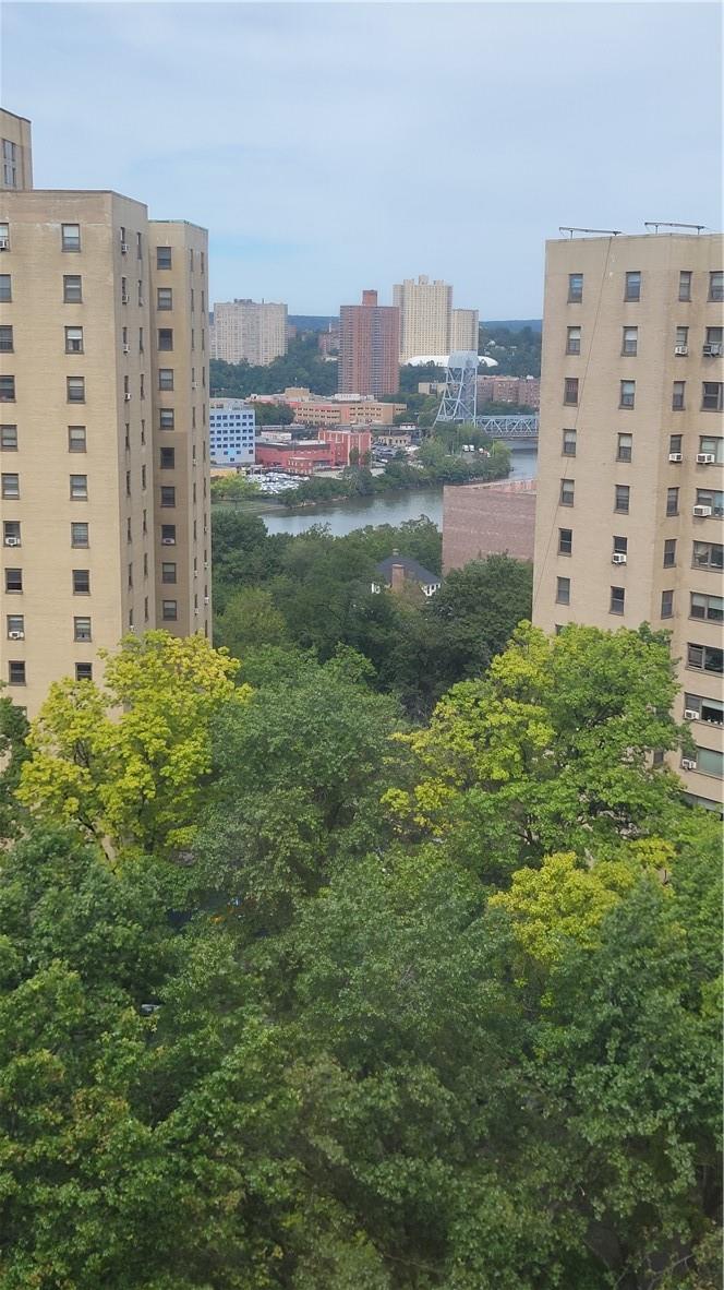 #13 photo, 8 Fordham Hill Oval, ブロンクス区 Bronx , NY 10468