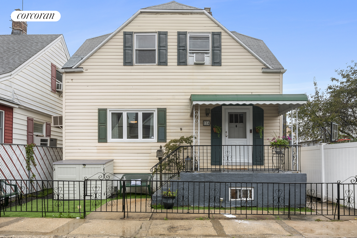 #1 photo, 114 Ebony Court, 布鲁克林 Gerritsen Beach , NY 11229