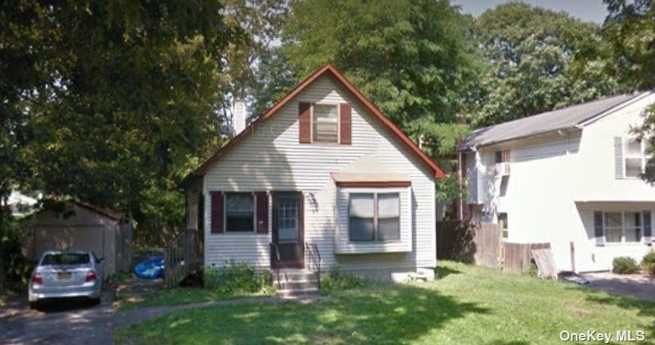 #1 photo, 169A Shinnecock Avenue, 东长岛 Mastic , NY 11950