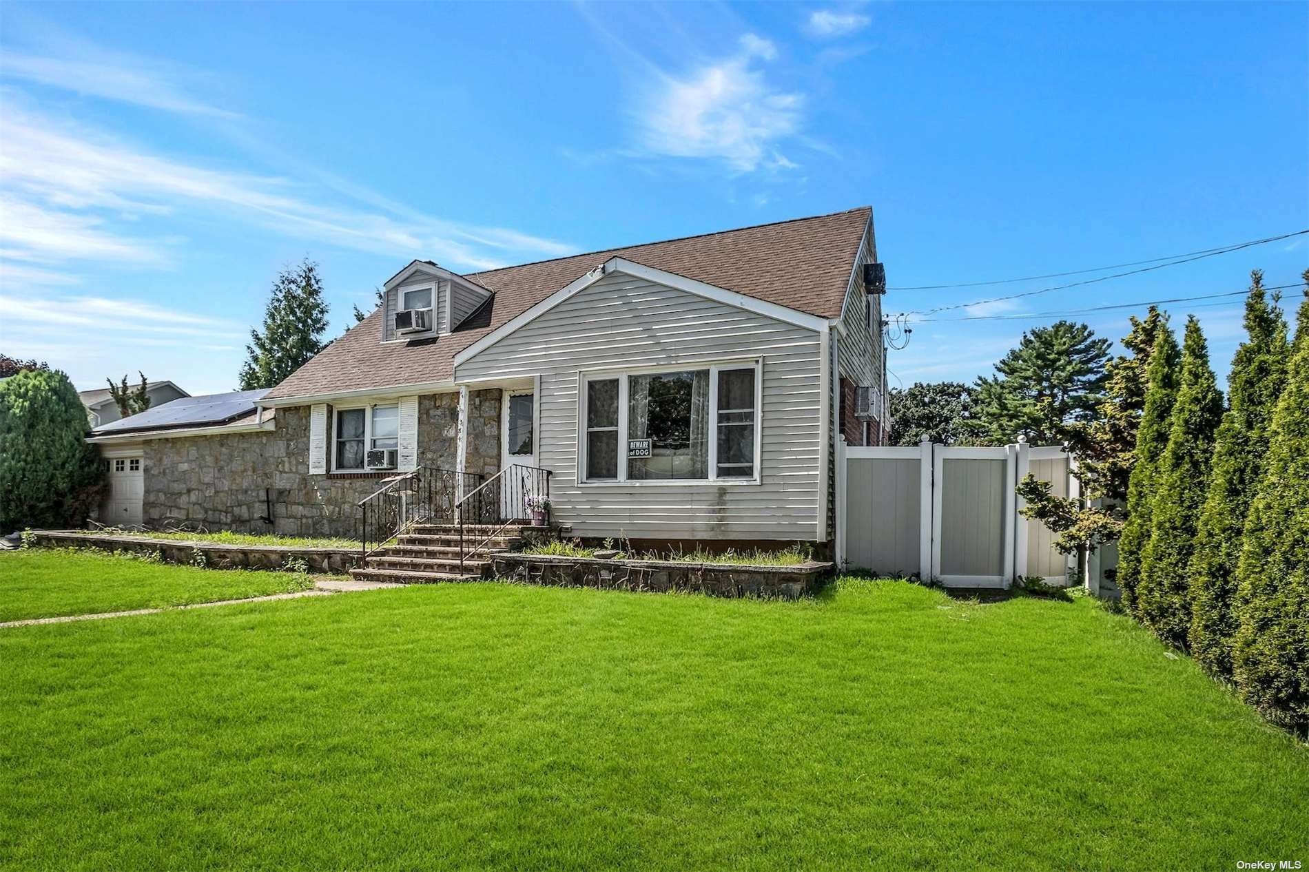 #1 photo, 384 Bellmore Road, 长岛 East Meadow , NY 11554