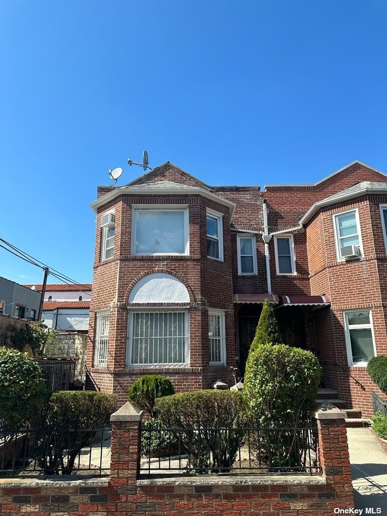 #1 photo, 22-72 37th Street, 皇后区 阿士多利亚 Astoria , NY 11105