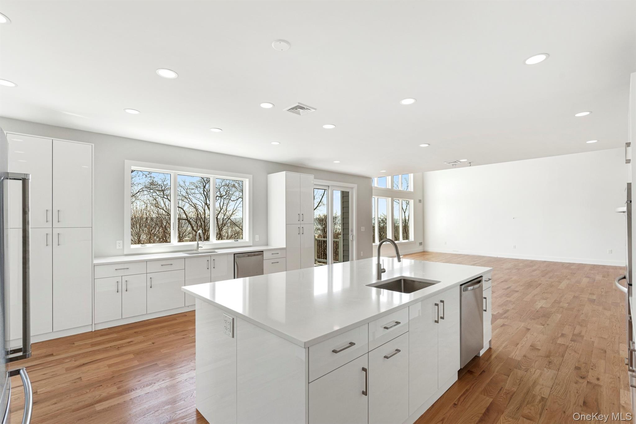 #13 photo, 199 Tweed Boulevard, Piermont , NY 10960