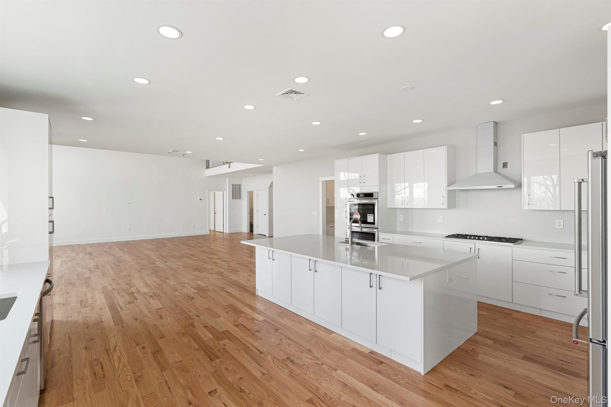 #16 photo, 199 Tweed Boulevard, Piermont , NY 10960