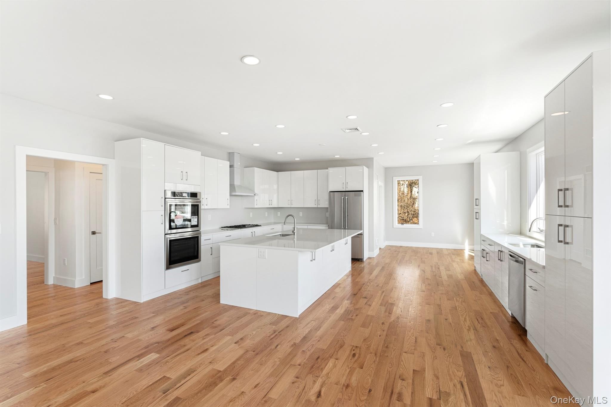 #17 photo, 199 Tweed Boulevard, Piermont , NY 10960