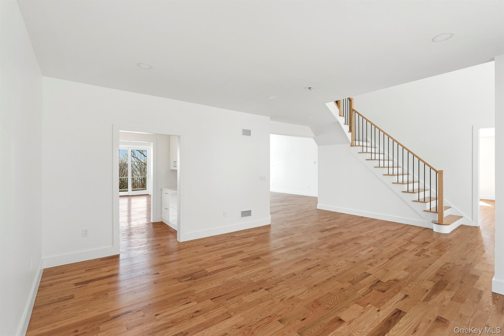 #20 photo, 199 Tweed Boulevard, Piermont , NY 10960