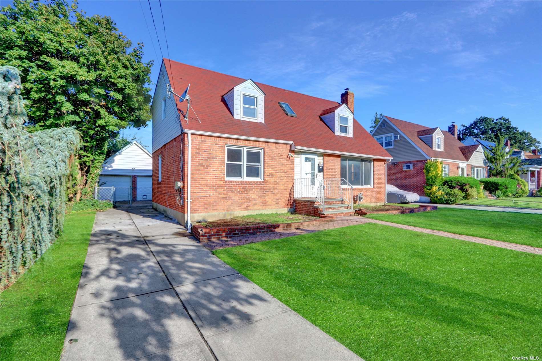 #1 photo, 47 Alstead Road, 长岛 Valley Stream , NY 11580