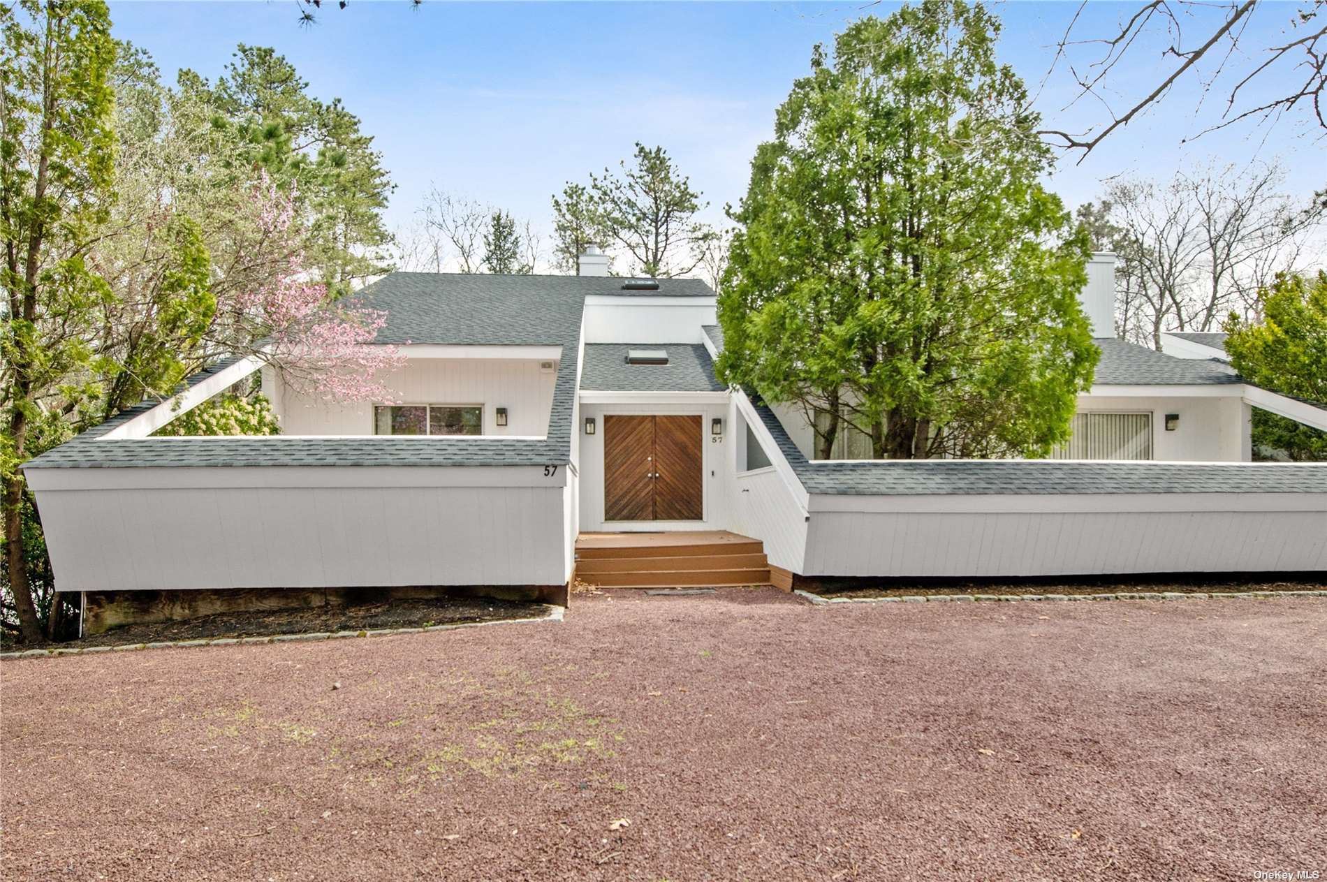 #1 photo, 57 Griffing Road, 東長島 汉普顿 East Quogue , NY 11942