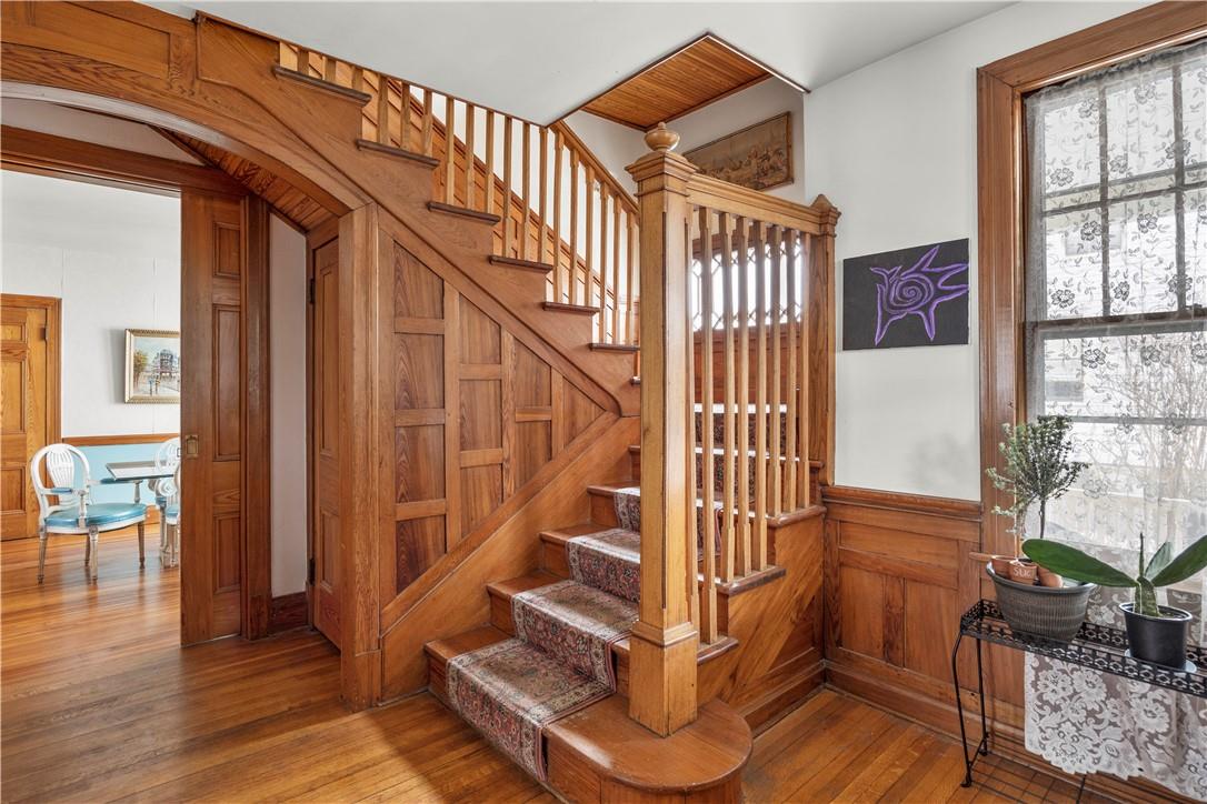 #4 photo, 3630 Main Street, Stone Ridge , NY 12484