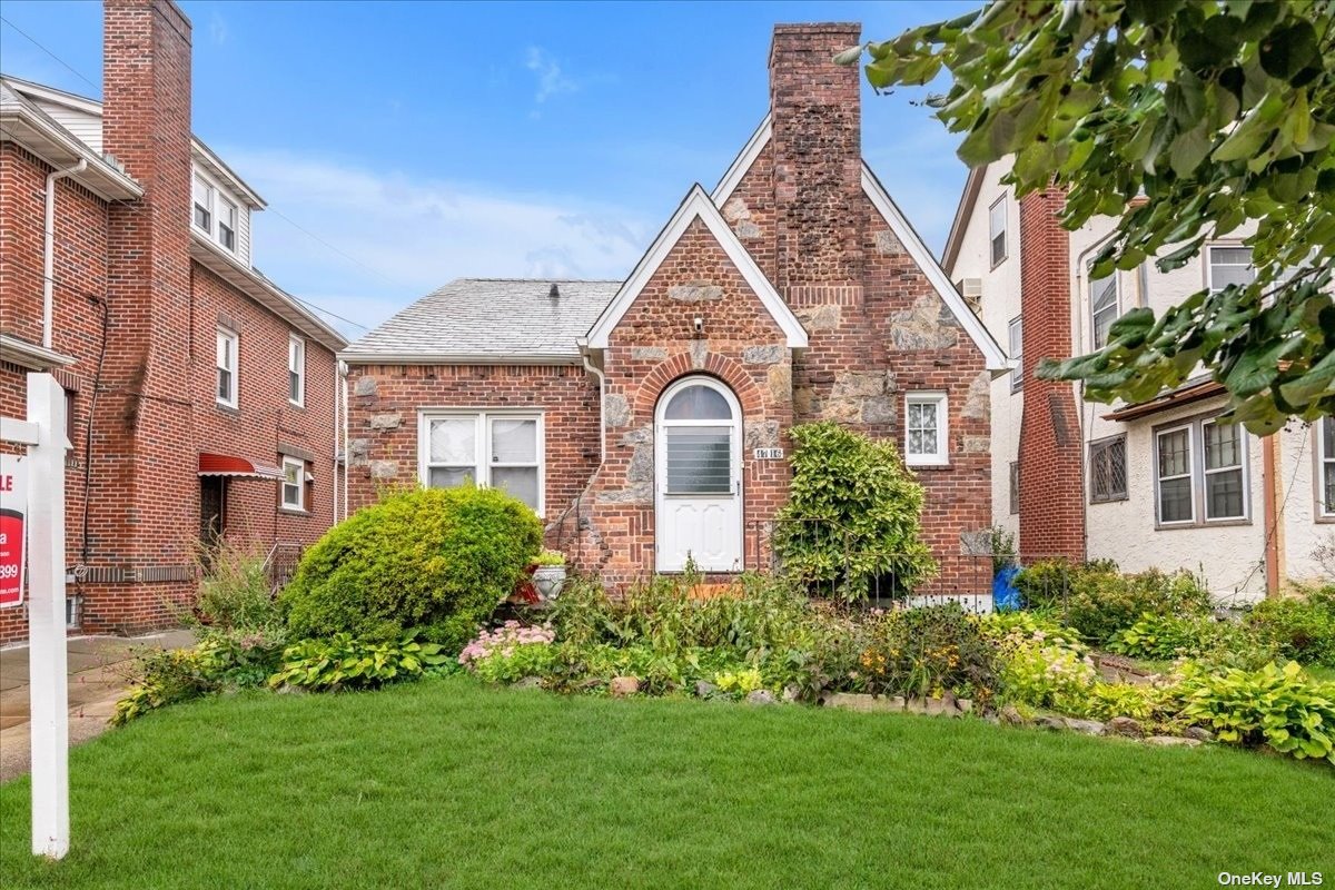 #1 photo, 47-16 162nd Street, 法拉盛 Flushing , NY 11358