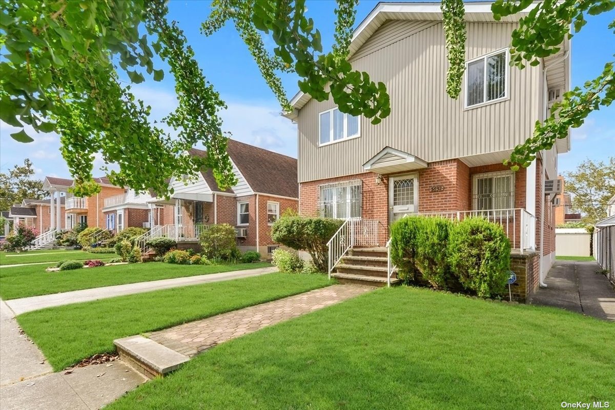 #1 photo, 56-32 196 Place, 皇后区 新鲜草原 Fresh Meadows , NY 11365