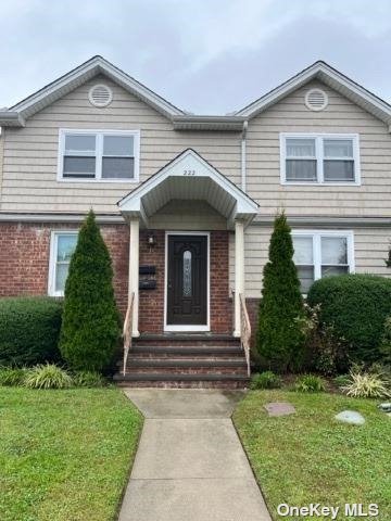 #1 photo, 222 Colonial Avenue, Williston Park , NY 11596