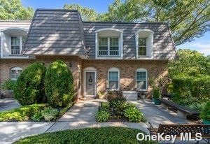 #1 photo, 655 Middle Country Road, Coram , NY 11727