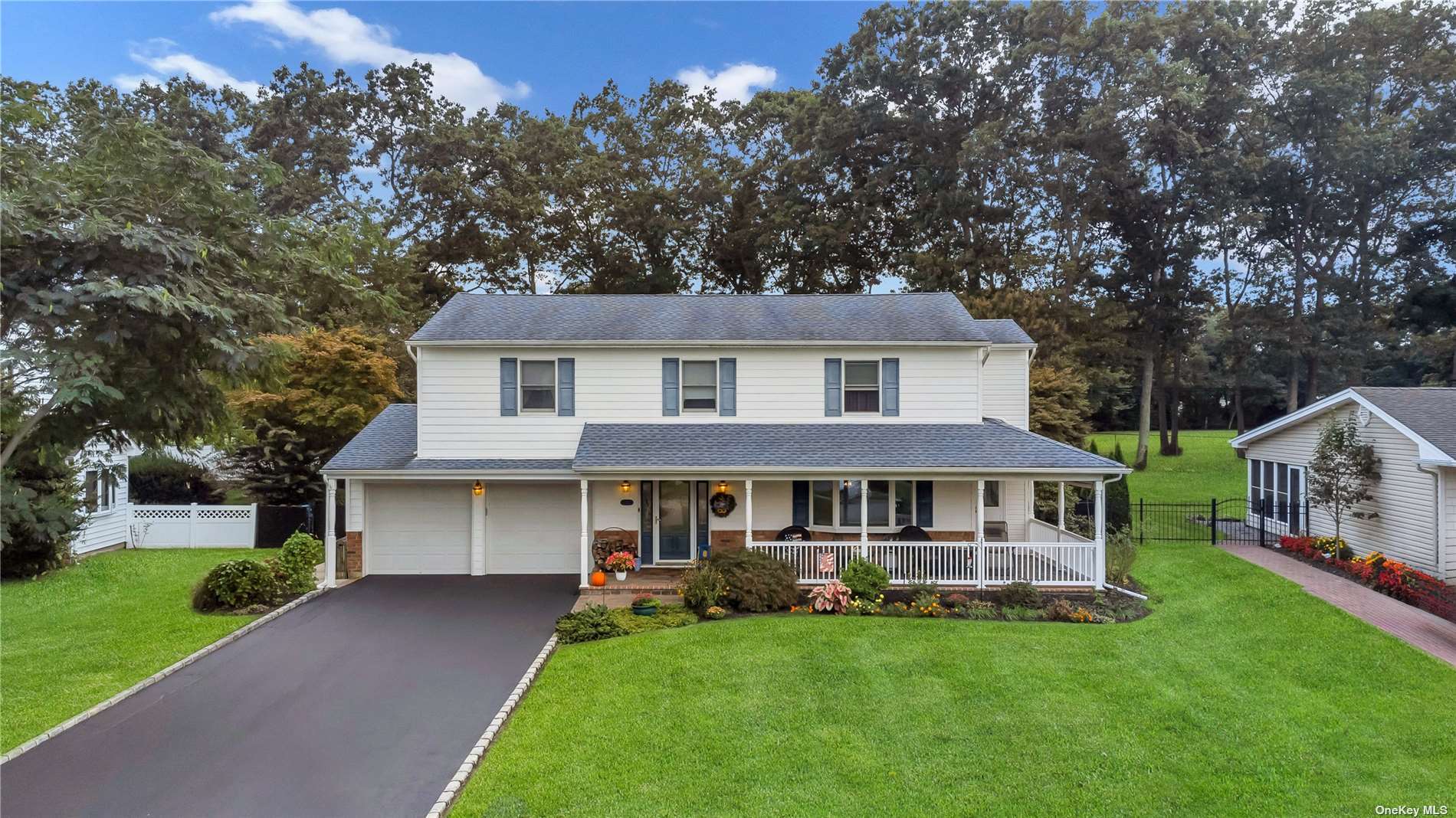 #1 photo, 10 Sandra Drive, 东长岛 史密斯敦 Smithtown , NY 11788