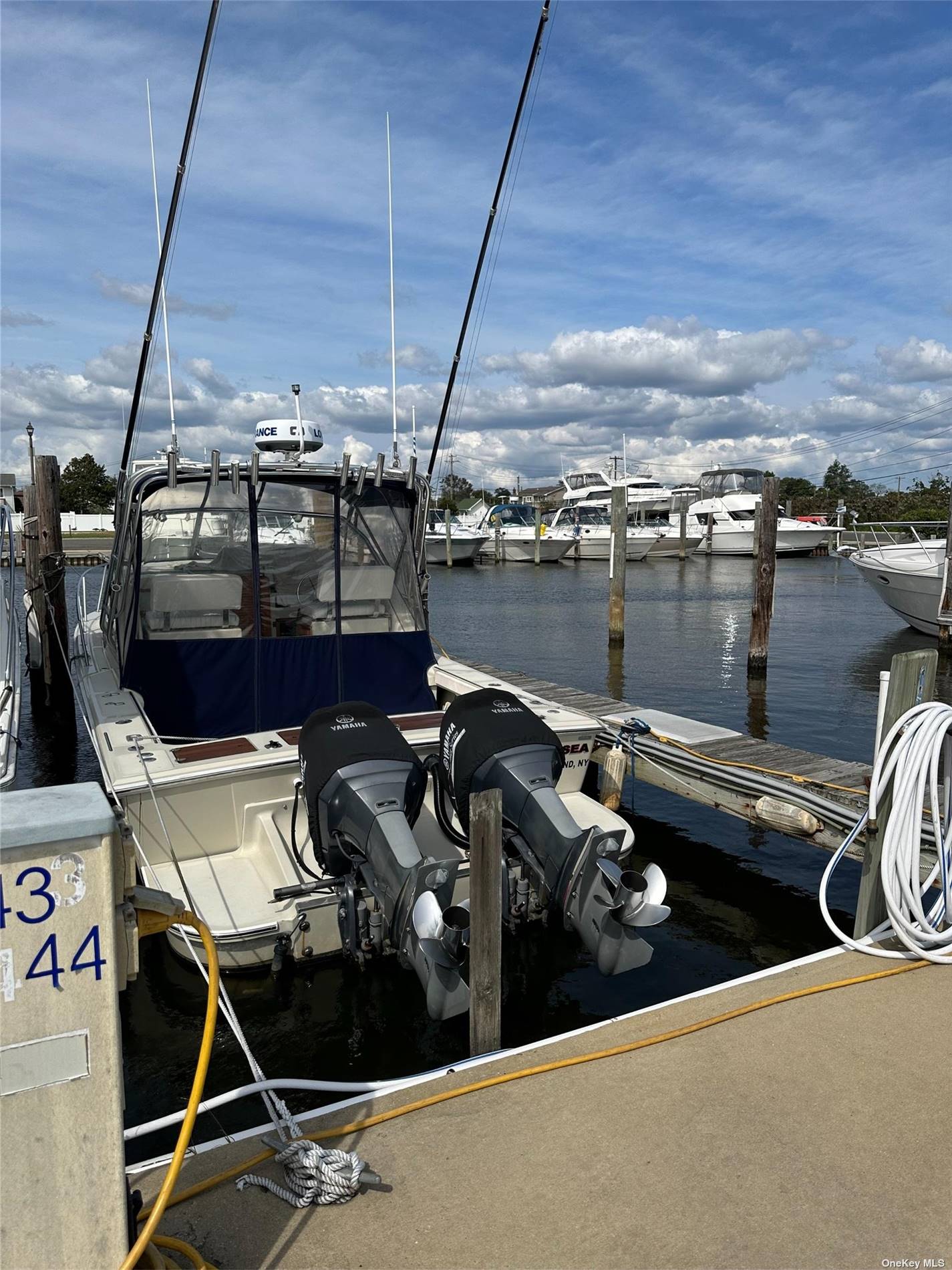 #1 photo, 401 East Shore B44 Road, 东长岛 Lindenhurst , NY 11757