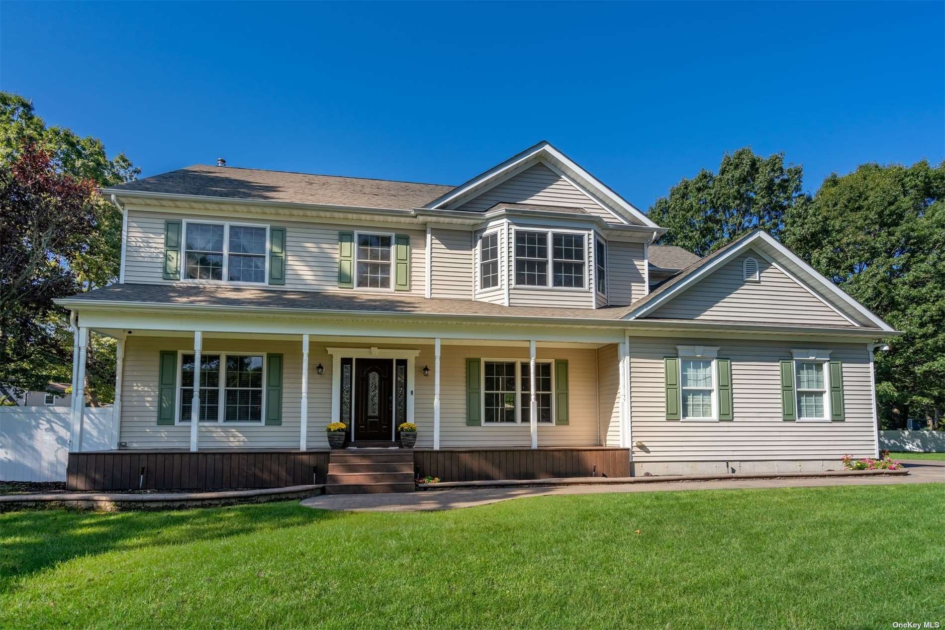 #1 photo, 2 Wendy Court, Mount Sinai , NY 11766