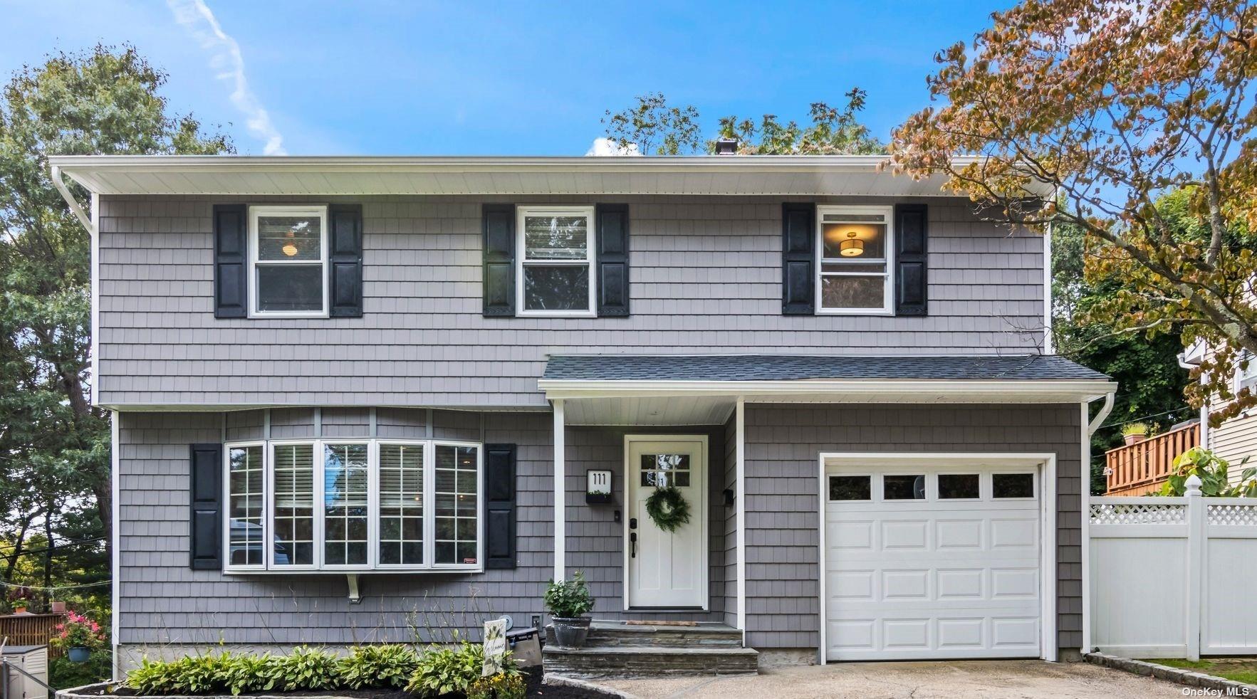 #1 photo, 111 Iceland Drive, サフォーク郡 South Huntington , NY 11746