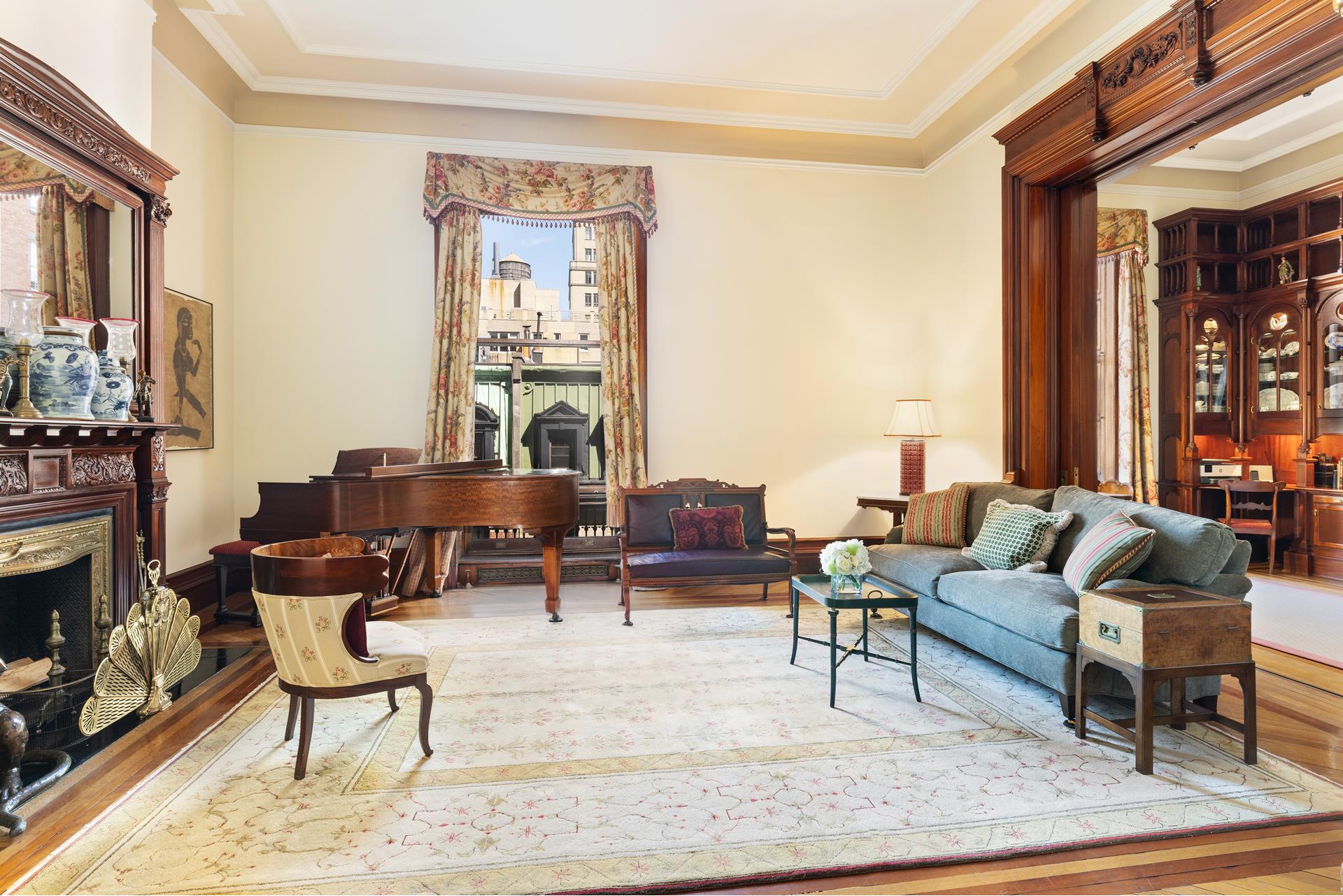 #1 photo, 1 W 72ND Street, 曼哈顿 上西城 UWS , NY 10023