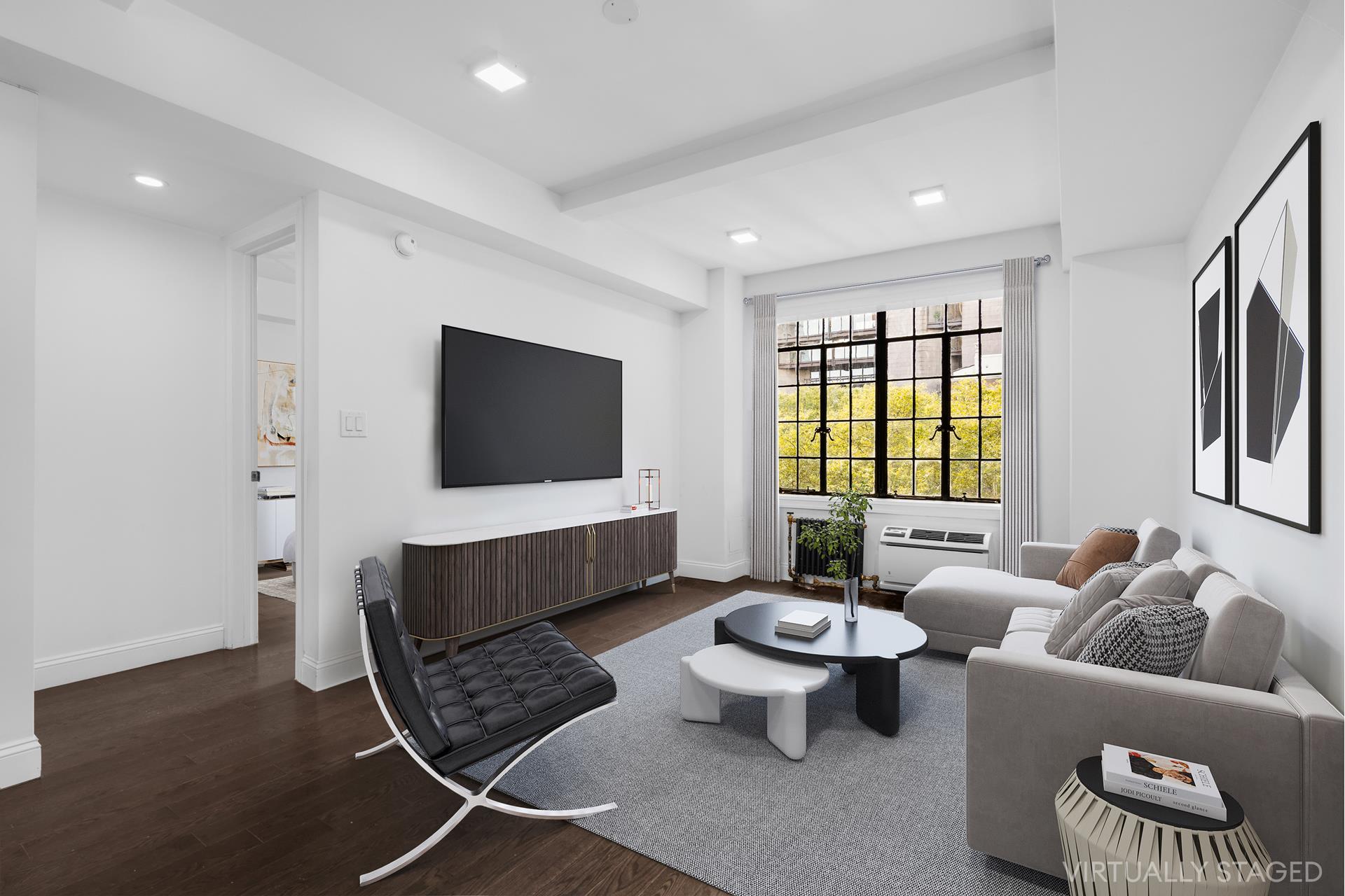 #1 photo, 45 Tudor City Place, 曼哈顿 中城东区 Turtle Bay , NY 10017