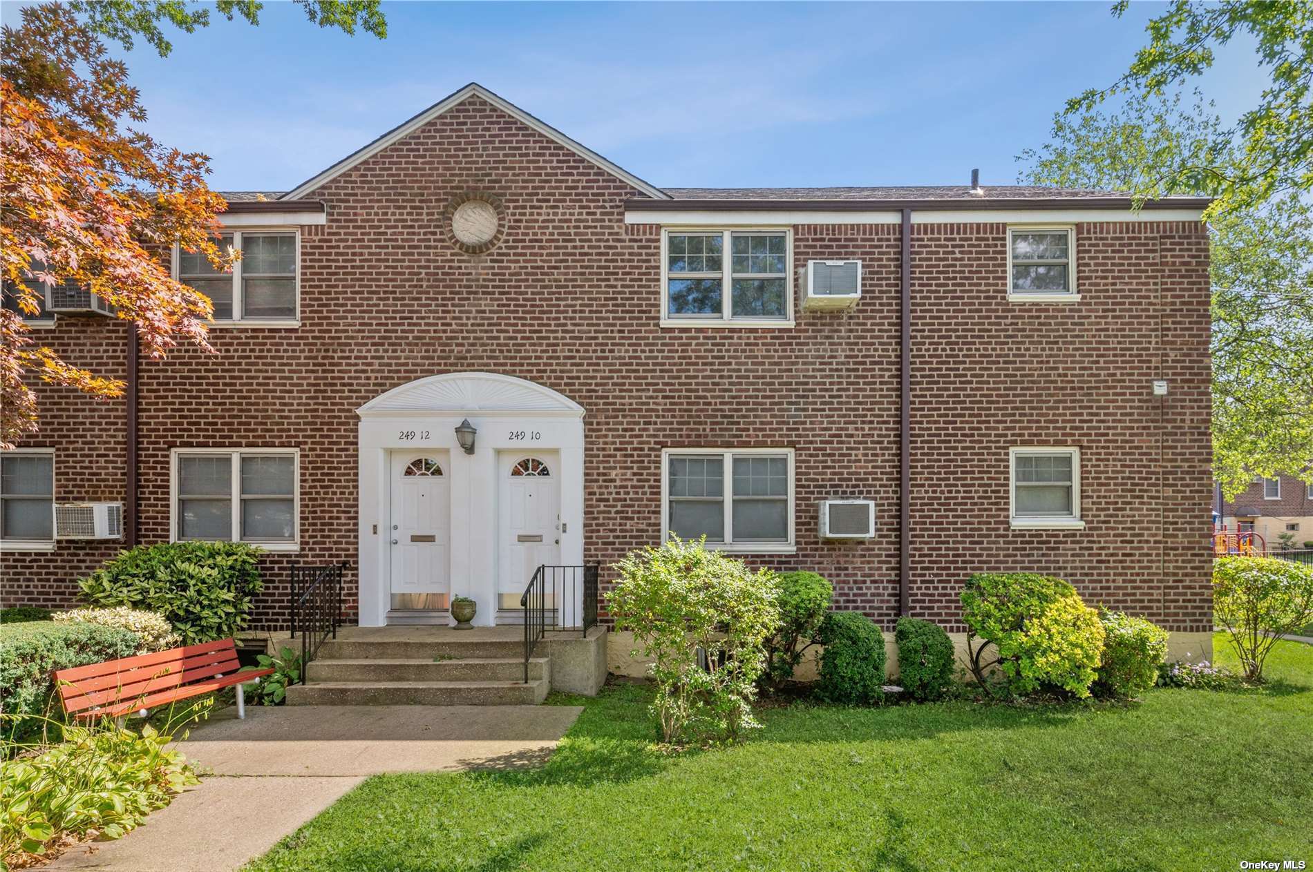 #1 photo, 249-10 60th Avenue, 皇后区 小颈 Little Neck , NY 11362